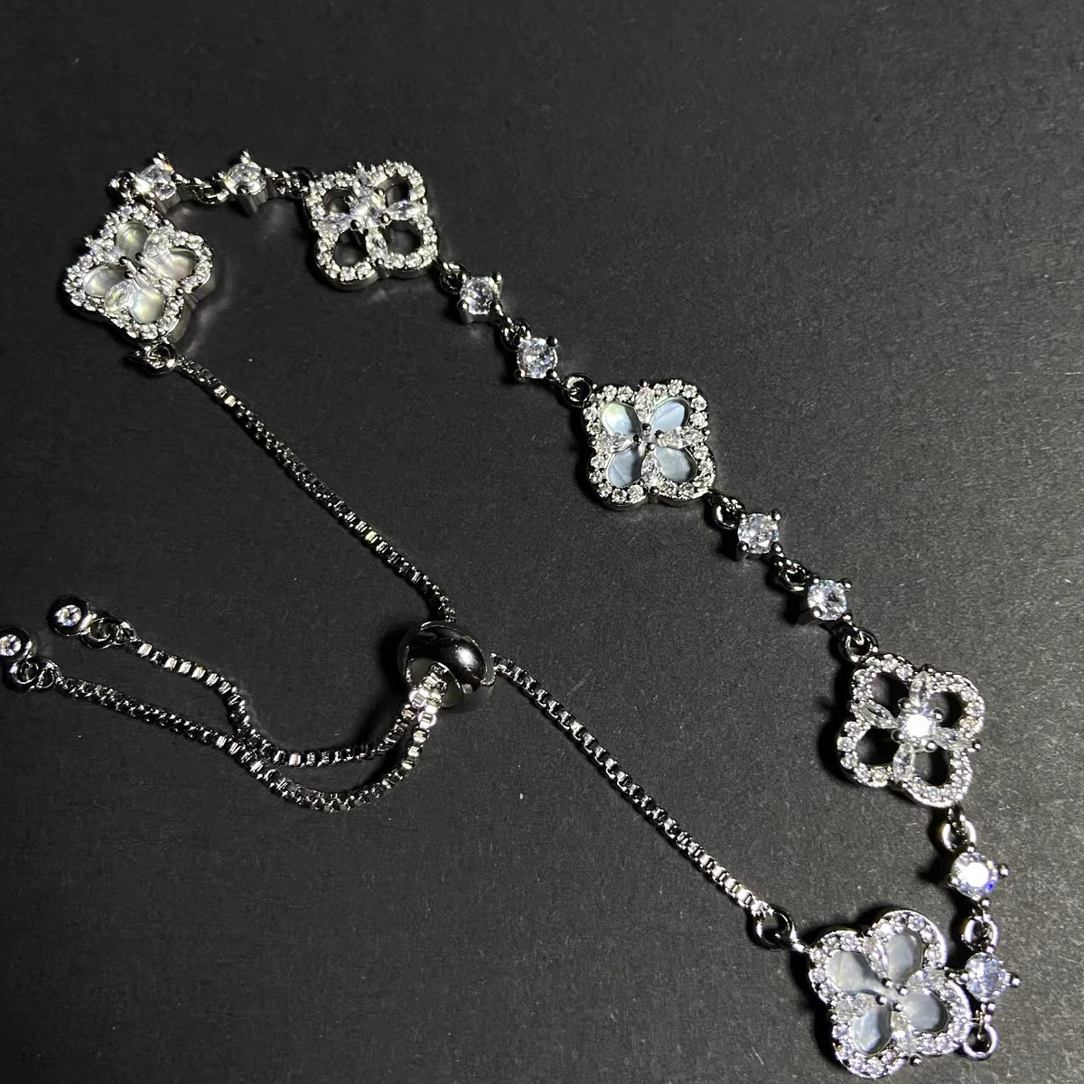 Vintage古著 【Silver four-leaf 】手链