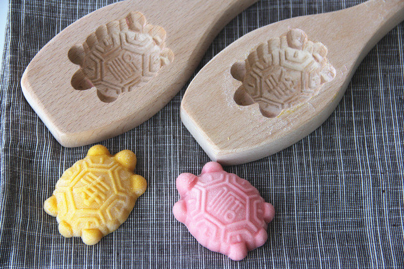 青岛秀美包邮&middot;龟形红桃粿潮州年糕粿模果印月饼印原木雕刻果子模