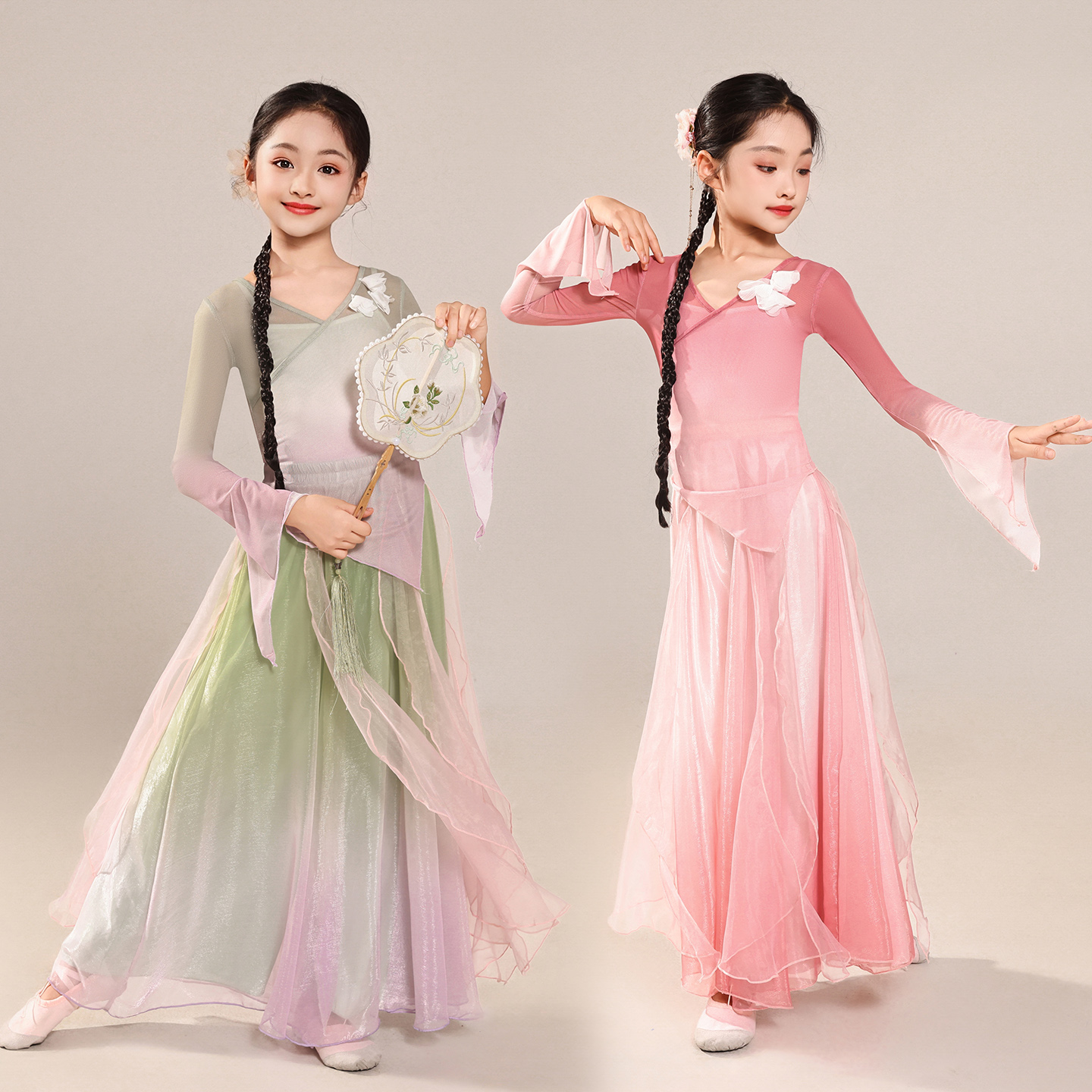 绝美女童古典舞蹈服渐变花朵身韵