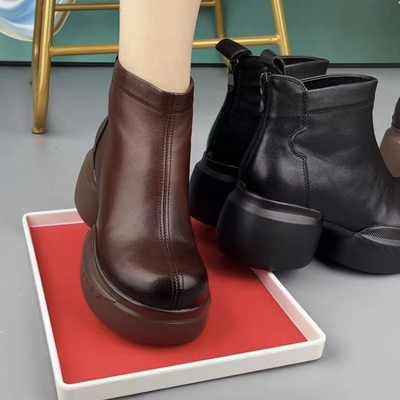 马丁靴加绒聚氨酯短靴真皮