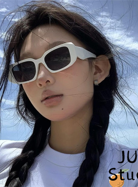 防紫外线白色墨镜辣妹y2k男女