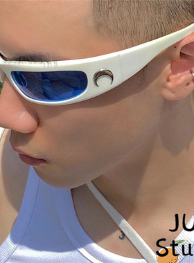 一体墨镜时髦凹造型户外运动月亮