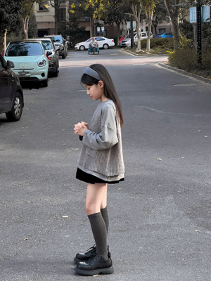吉小可2025秋季女童针织背心打底时髦外穿中大童休闲百搭背心套装