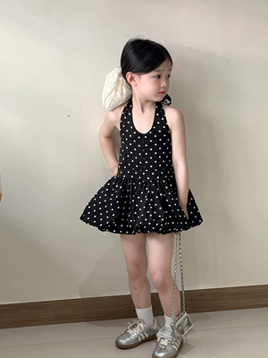 吉小可2025夏季女童连衣裙女宝宝波点挂脖裙时髦气质复古花苞裙