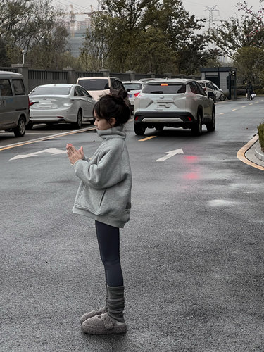 吉小可女童加绒外套秋冬2025新款儿童美式加厚外套冬季中大童上衣