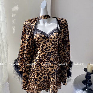 【Twelve】捕猎girl 性感豹纹印花睡裙带胸垫蕾丝缎面吊带睡衣女