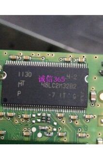 MT48LC2M32B2TG-7IT:G 专卖汽车电脑板易损芯片IC 现货