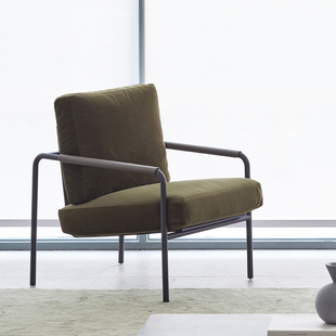 北欧Vemb柔软沙发椅 coconordic 舒适艺术绿色丝绒简约单人休闲椅