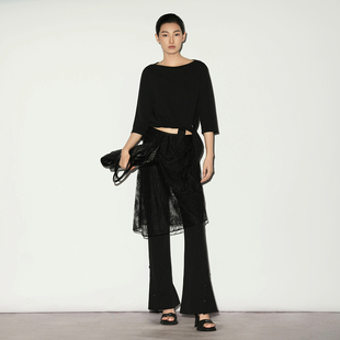 XG/雪歌2026春新款黑色七分袖T恤女简约显瘦露脐上衣XL121006A590