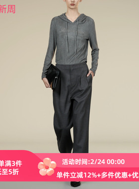 XG/雪歌2025年冬季新款字母休闲连帽修身卫衣女上衣XK401016A281