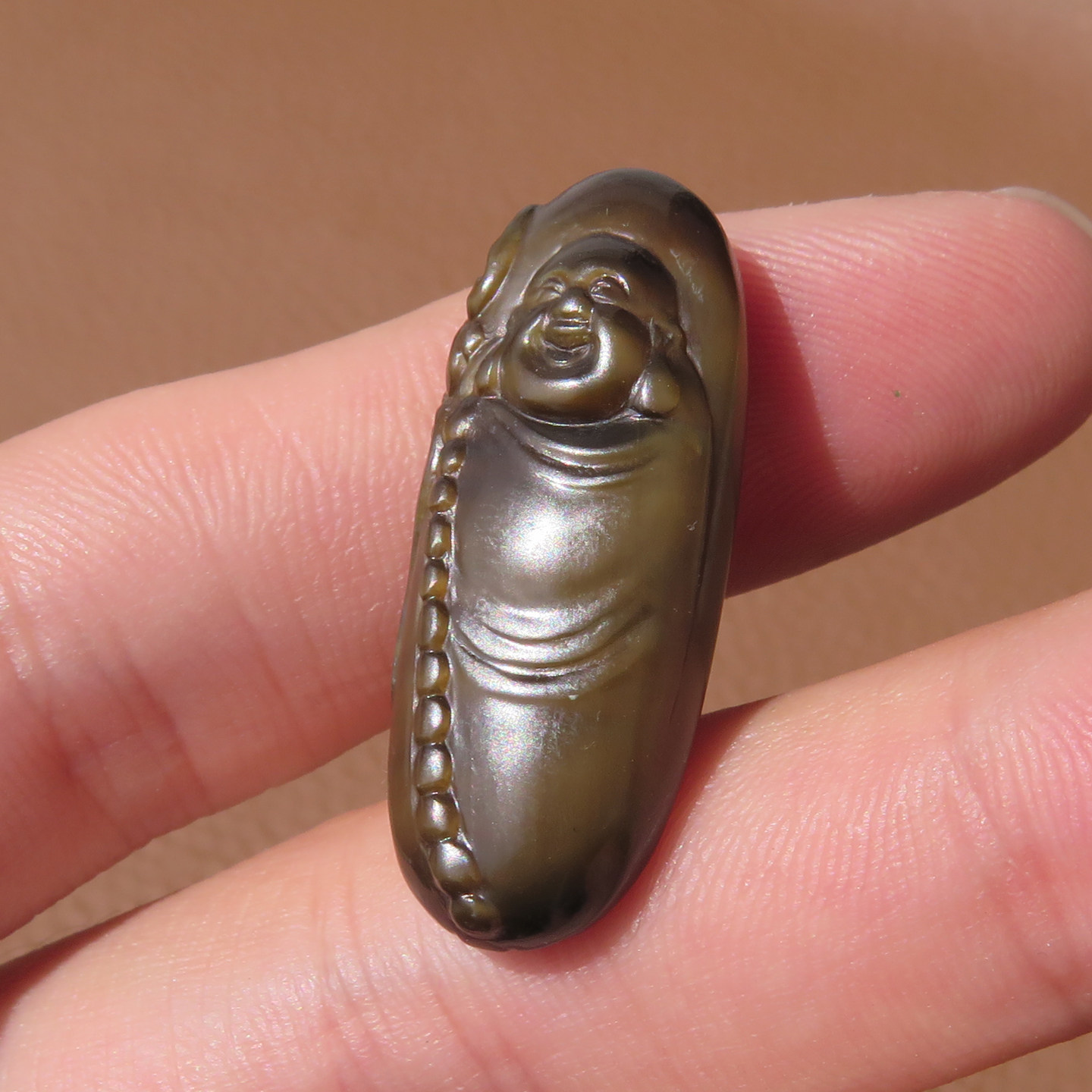 天然和田玉俄料碧玉黄金猫眼笑佛吊坠挂件