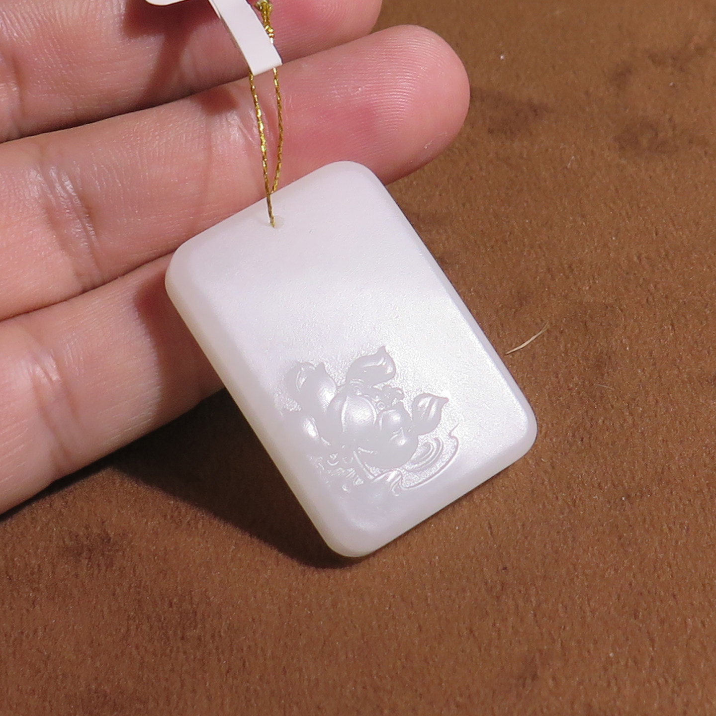 天然玉石莲花雕刻吊坠挂件白色方形玉牌男女款羊脂白玉新疆且末料