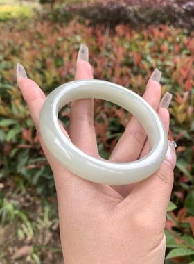 57圈口天然和田玉青海料烟青玉湖水绿手镯60.7克