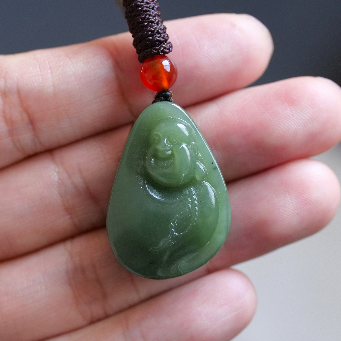天然和田玉俄料碧玉阳绿笑佛吊坠生日礼物8z