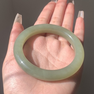 56圈口天然和田玉新疆若羌青黄口手镯54.6克