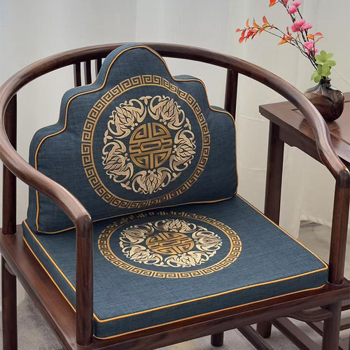 刺绣坐垫海绵乳胶4cm双滚边