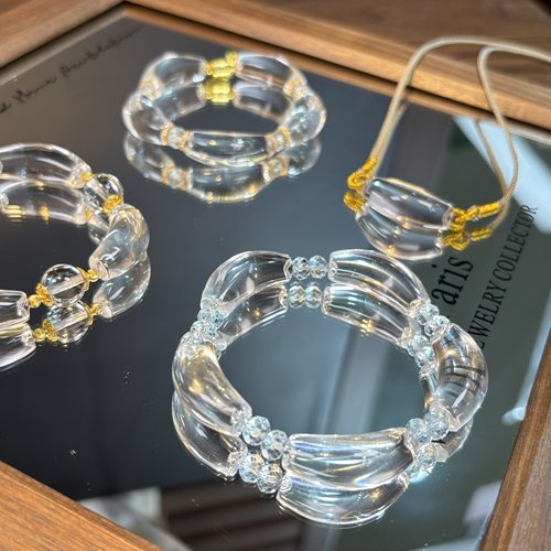 双A全净体通透白水晶牛鼻孔手镯