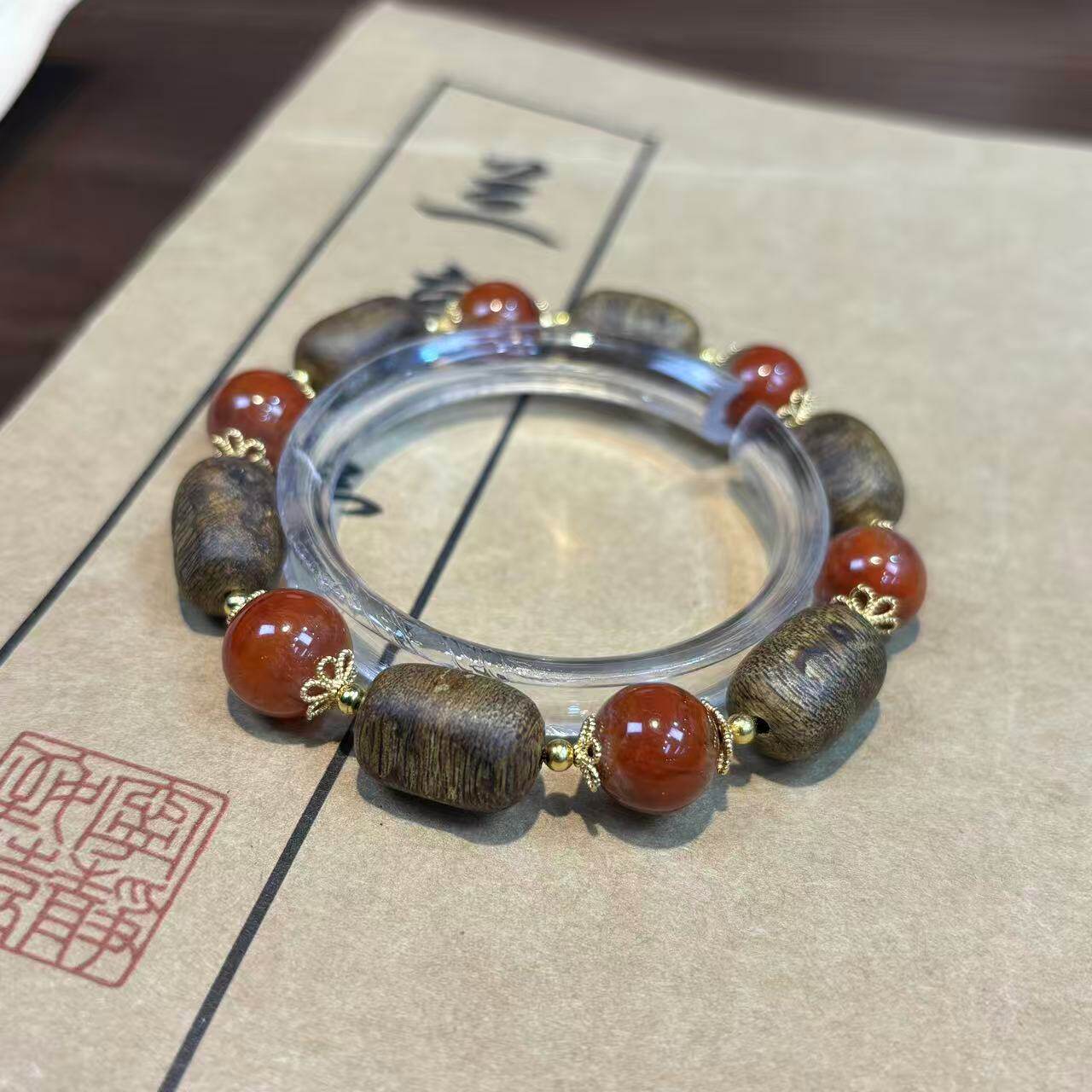高定-鸿运 沉香留疤料+红极光10mm+ 手串