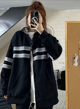 2025新款秋冬时尚加厚减龄拼接格子外套百休闲夹克上衣设计感开女