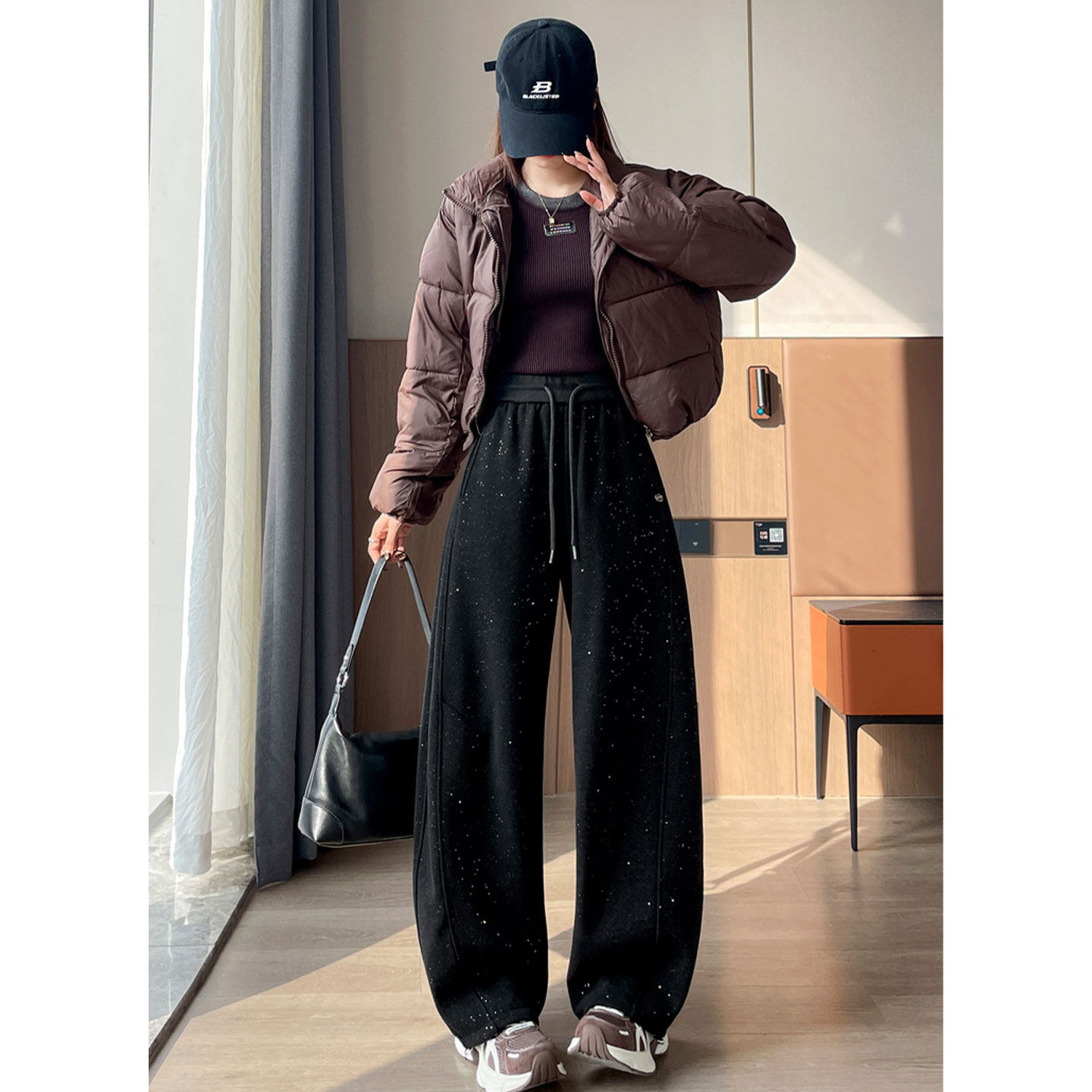 2026春季新款烫银弯刀裤休闲裤子女冬季加绒今年流行超火运动卫裤,女装/女士精品,休闲裤,淘宝优惠券,粉丝福利购,淘宝优惠卷