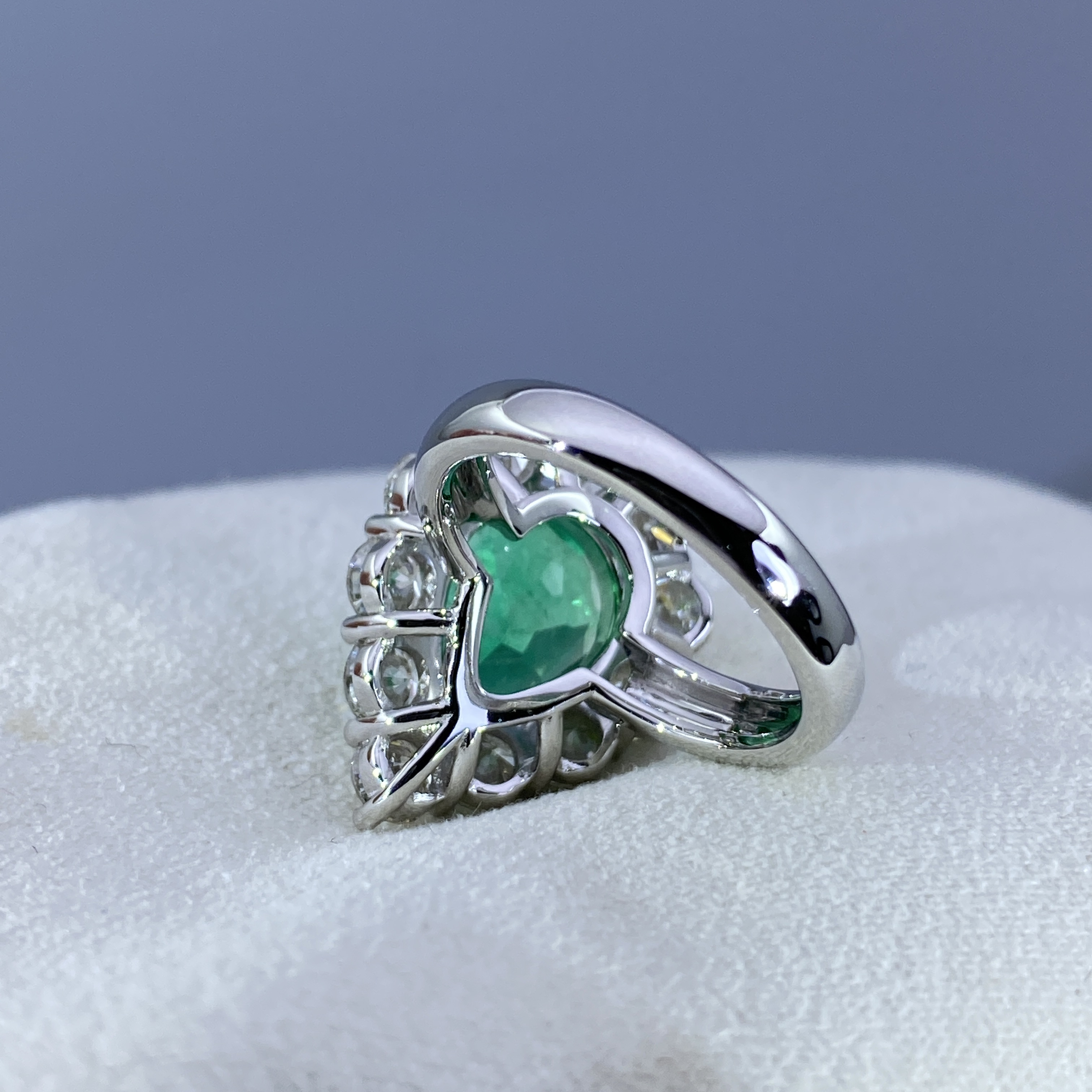 18K金钻石戒镶嵌培育祖母绿戒指女款时尚百搭指环送女友轻奢礼物