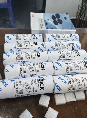 德国直销SICK原装光电传感器 UM30-213113全新原装拍前请询价
