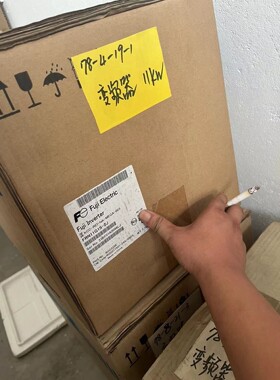FRN11G1S-2J全新富士变频器11KW 220V全新原装拍前请询价