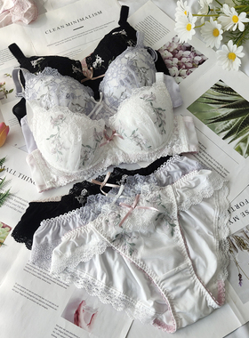 2023年春夏新款日系清新刺绣花朵上托内衣套装圆盘中鸡心文胸内裤