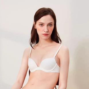 新上聚拢软钢圈文胸上薄下厚光面无痕纯色舒适小胸内衣单品