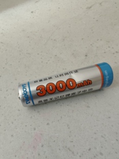 双童STL30强光手电筒18650电池高能无记忆充电锂离子电池充电器