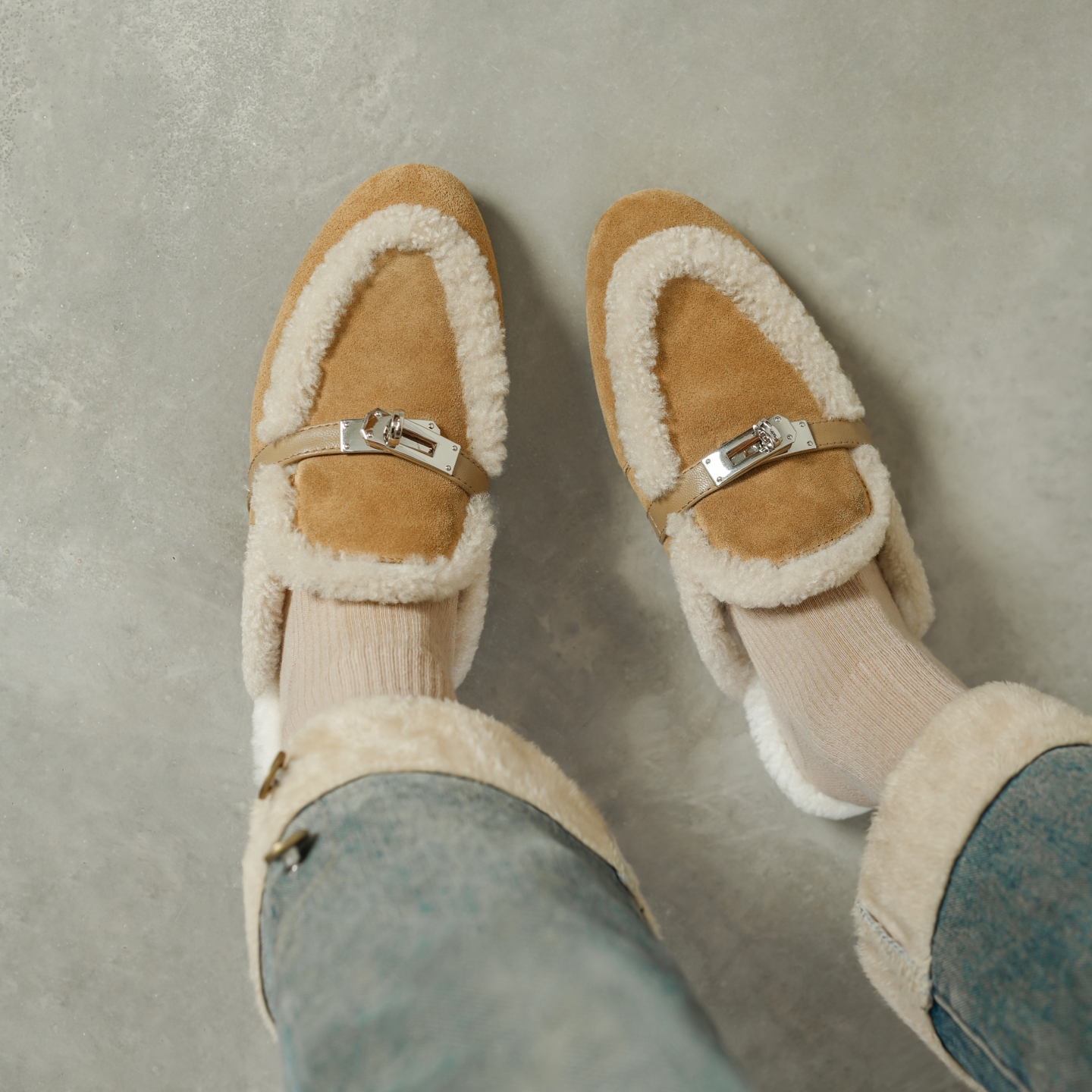 真皮秀气圆头舒适平底一脚蹬包头