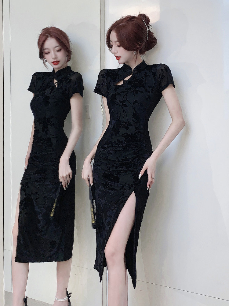 레트로 치파오 하이엔드 메쉬 프린트 개선 버전 중화민국 스타일의 엉덩이를 껴안는 엉덩이를 껴안는 슬릿이 있는 중간 길이 드레스