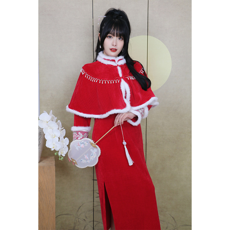 37925冬季新款加厚保暖新中式披肩旗袍套装胖mm订婚大码连衣裙