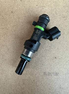 适配日产骐达骊威轩逸颐达逍客启辰NV200阳光1.6天籁2.0HR 喷油嘴