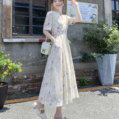 温柔风碎花连衣裙子女装夏季2025