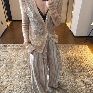 原创2026早春喷色绒感镂空针织开衫 女 休闲长裤