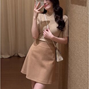 简约随性百搭上衣半身裙两件套装 高领T恤女春季 韩系ins风温柔修身