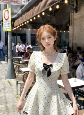 蝴蝶结波点短袖连衣裙女夏季法式蕾丝边收腰显瘦气质短裙