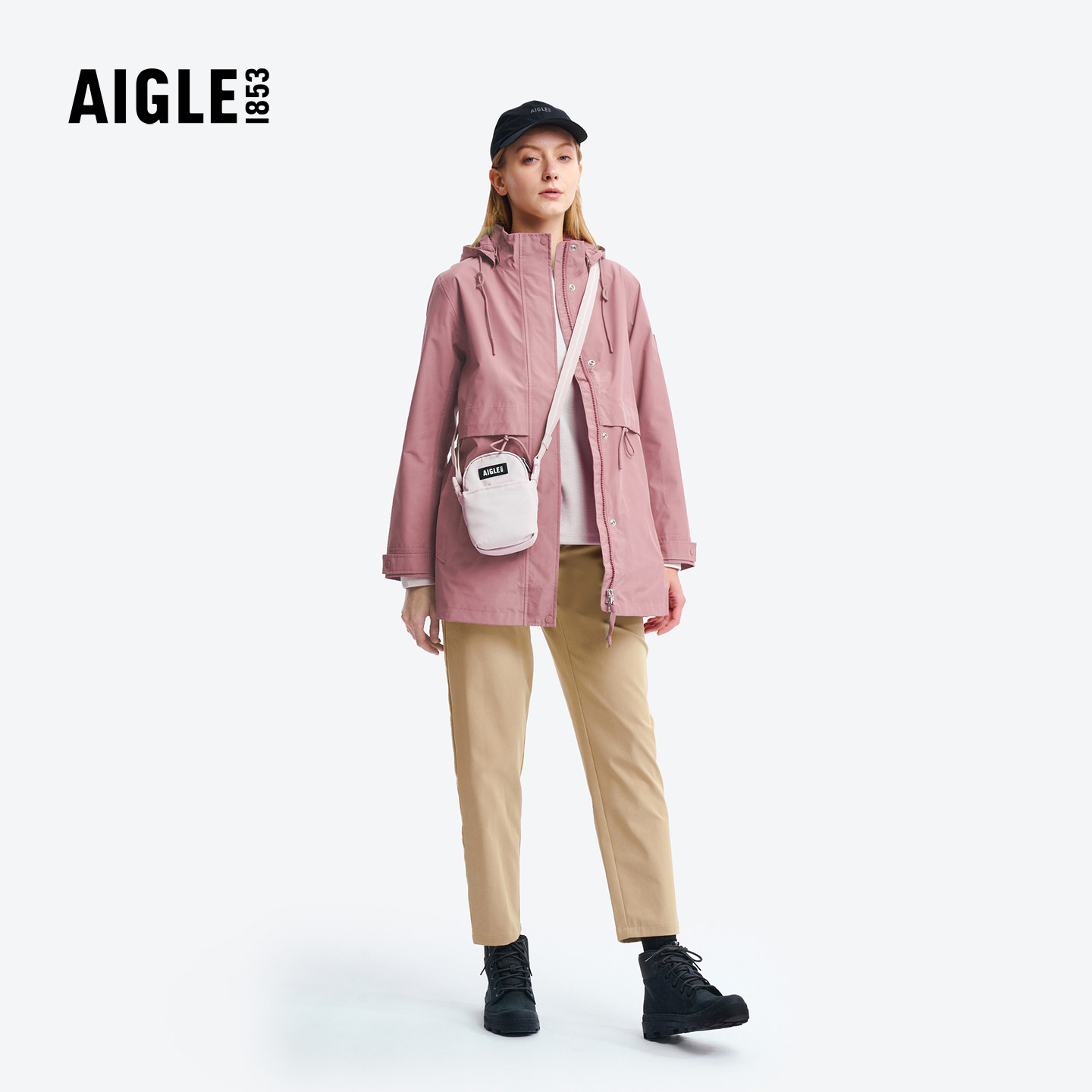 AIGLE艾高女士休闲包防泼水斜挎包腰包单肩包手提包户外时尚BN62