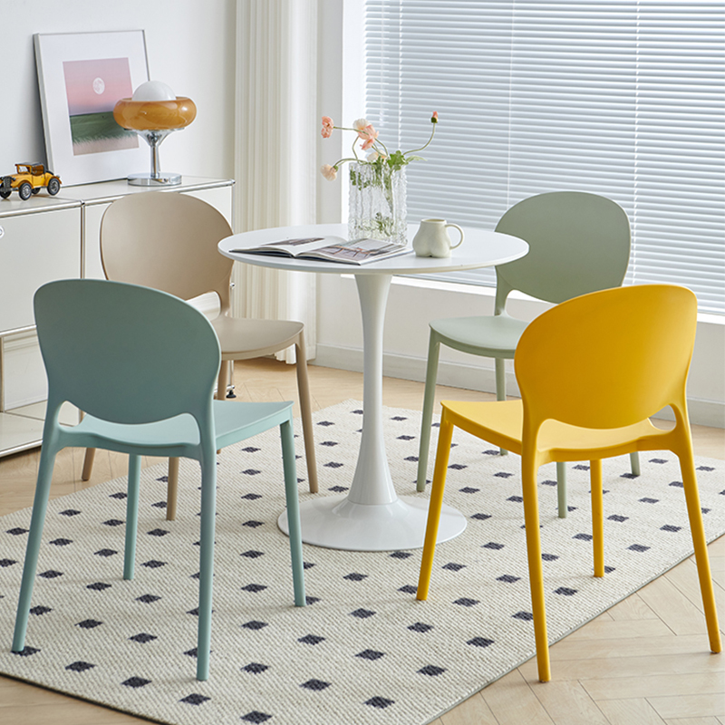 简约塑料椅子家用休闲 创意网红书桌椅带靠背餐桌椅阳台休闲 区布