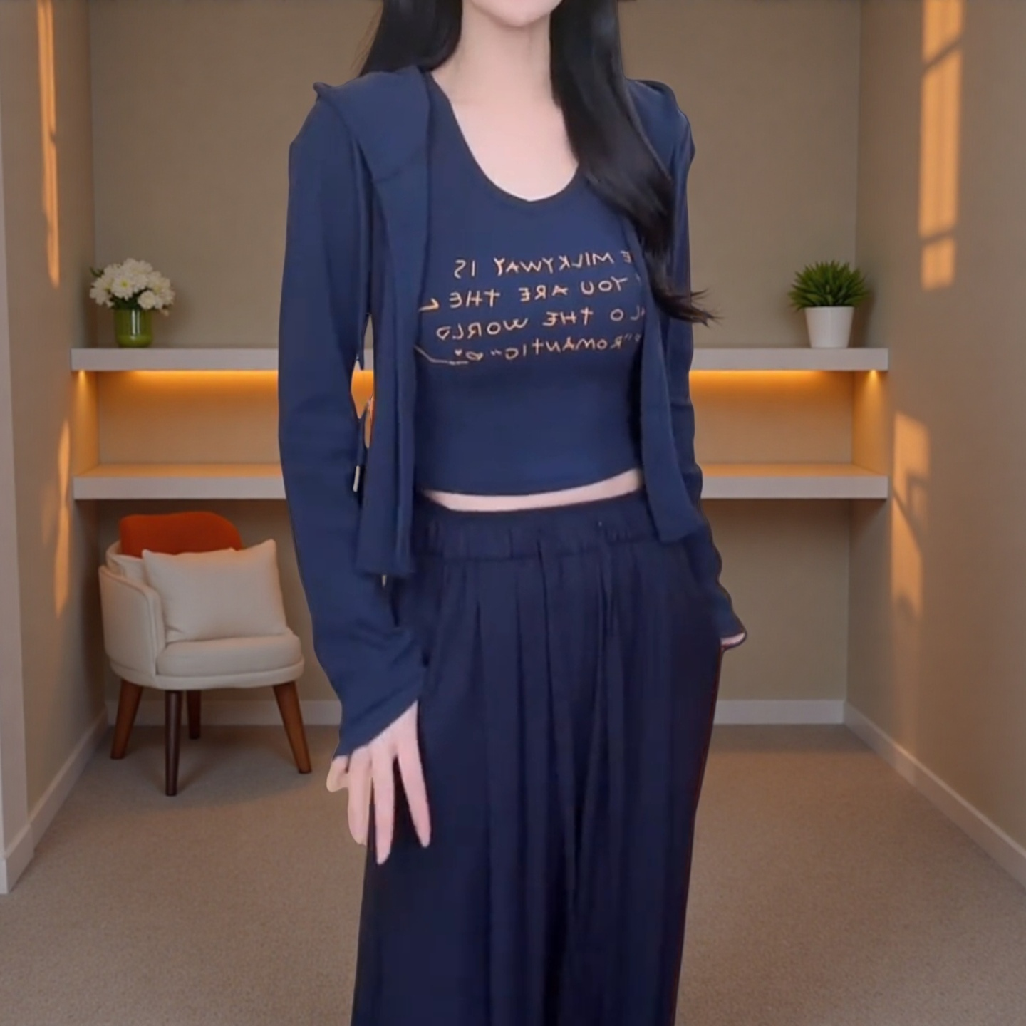 螺纹棉春秋季外套+背心秋装短款戴帽两件套印花时尚修身T恤女长袖