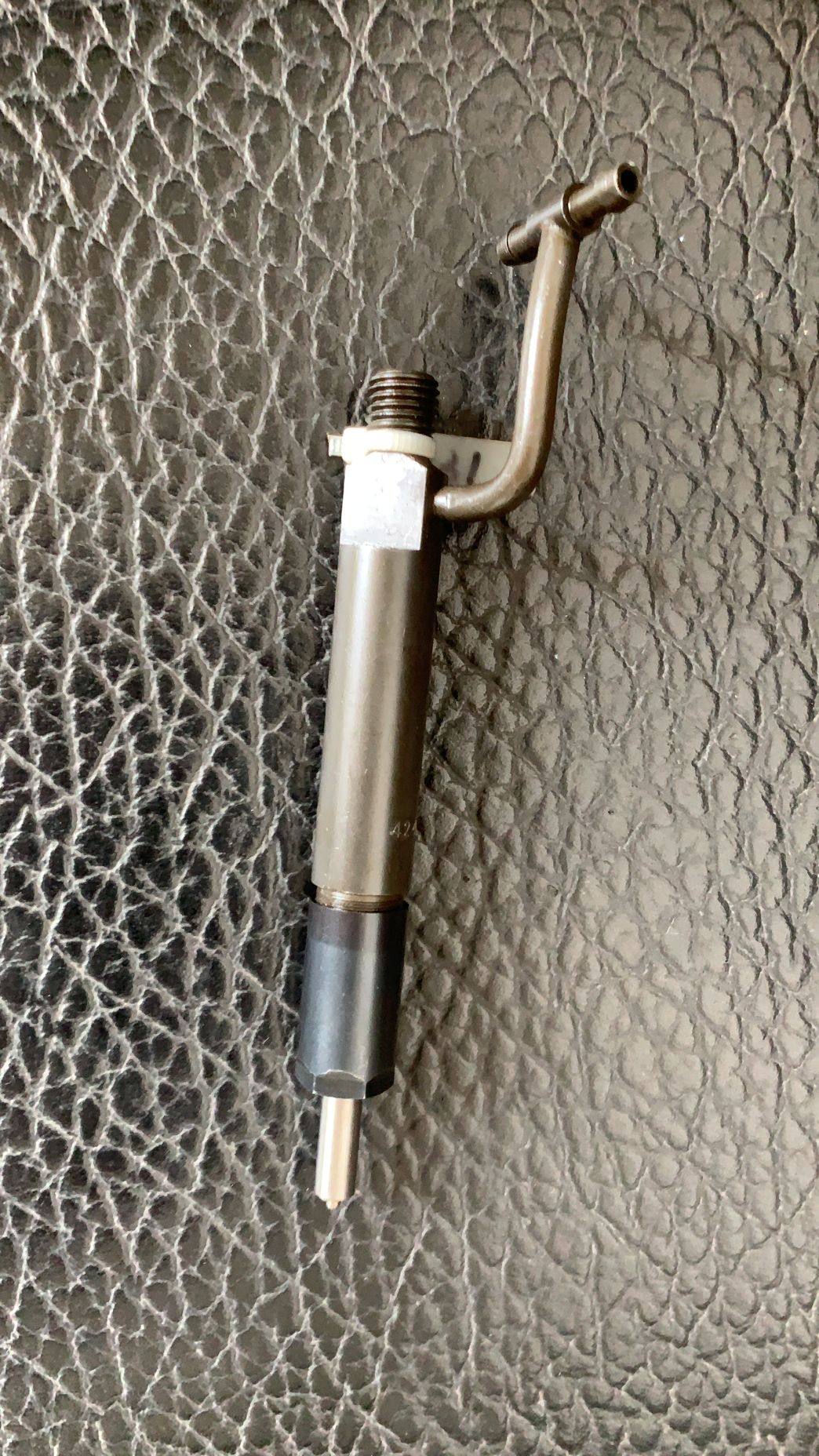 093500-6070 4240喷油器适用于小松PC300-5挖掘机配DLLA152P69嘴