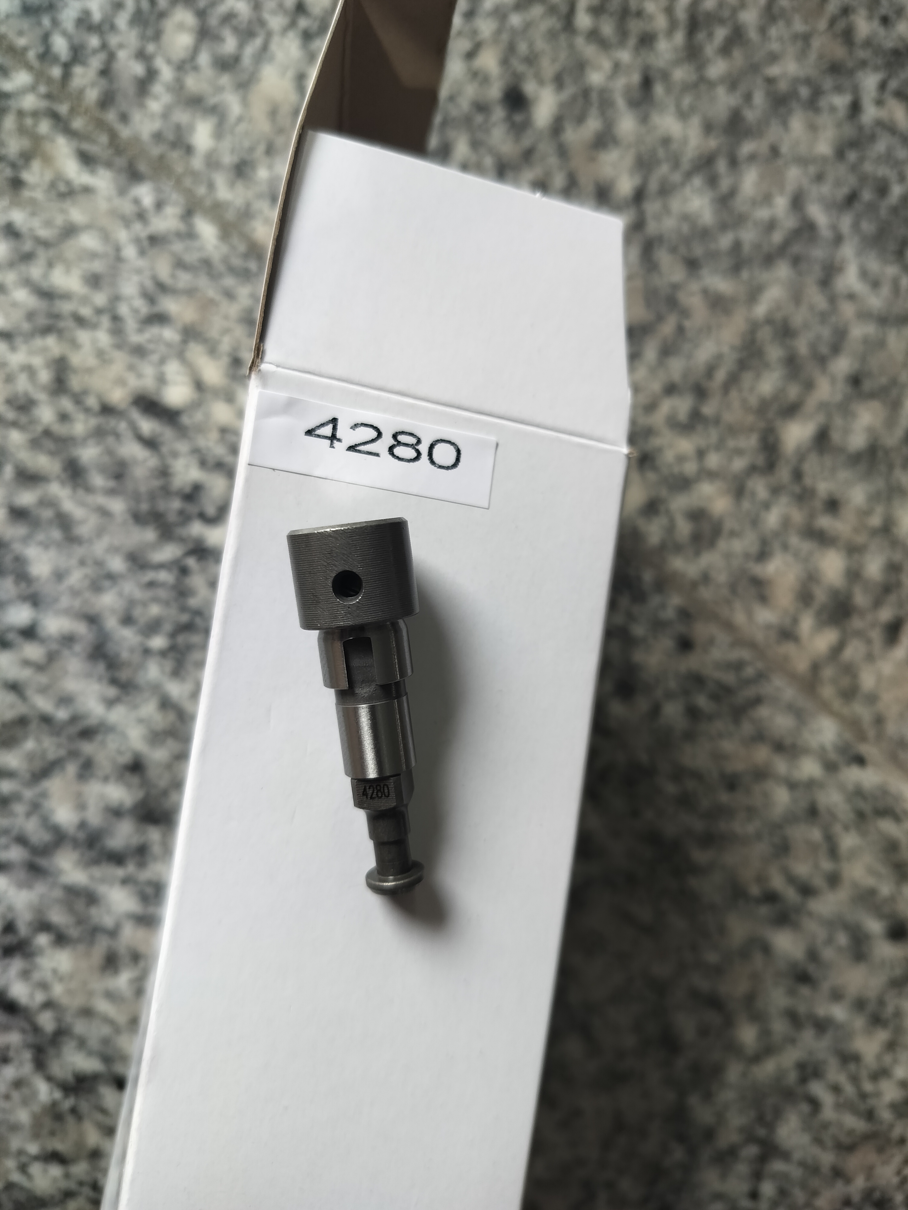 090150-4280柱塞三菱L3E