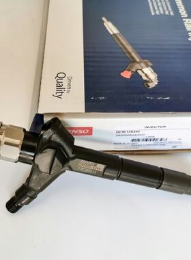 16600-VM00A共轨喷油器适用YD25 YD2K2尼桑Cabstar NAVARA喷油嘴