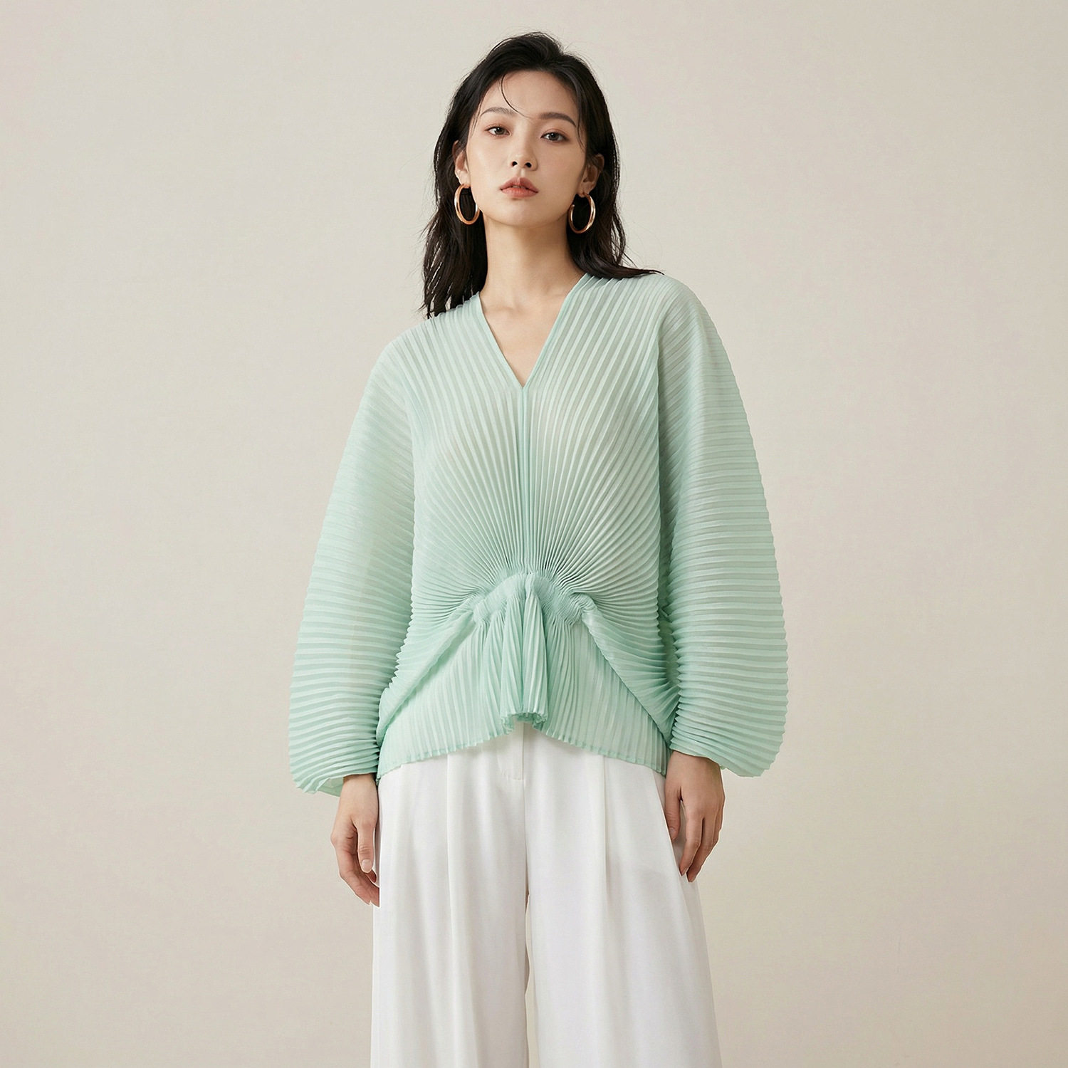 三宅长袖t恤女宽松大码遮肉收腰显瘦v领蝙蝠袖时尚慵懒风百搭上衣