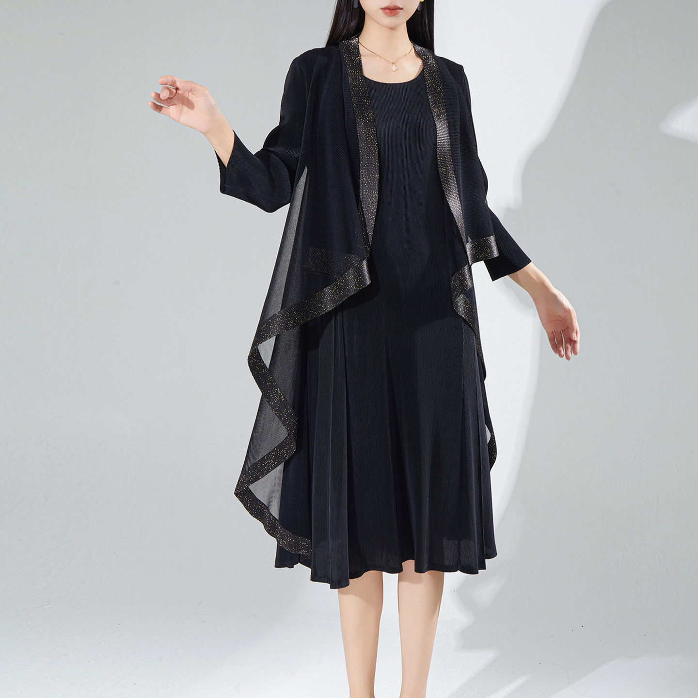 中年妈妈春装感假两件宽松遮肉显瘦中长款气质优雅三宅连衣裙时尚