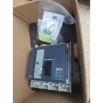 施耐德塑壳断路器NS1250N 4P MF2.0 33480全新原装拍前请询价
