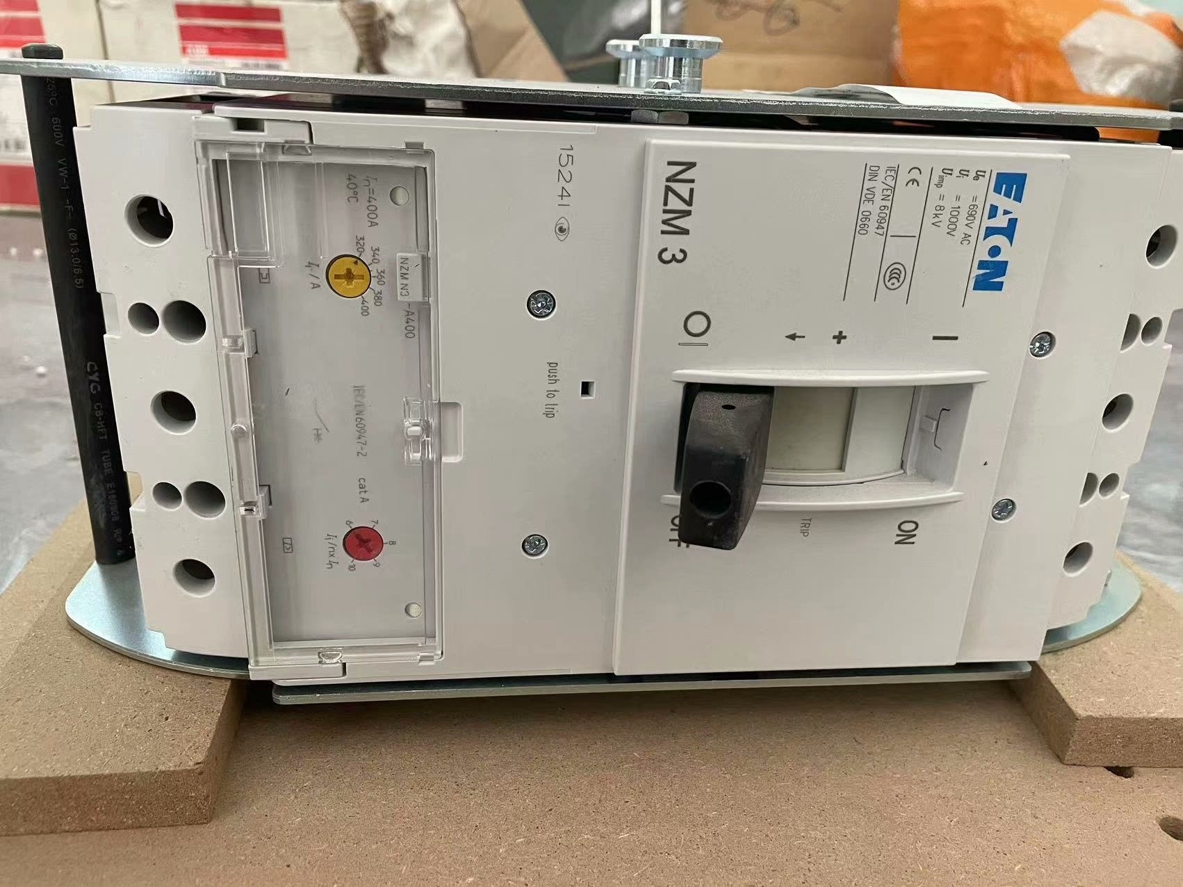 EATON穆勒伊顿NZMN3-A400-E/NZM3(-4) LZMC-A100 NZMS1-A6全新