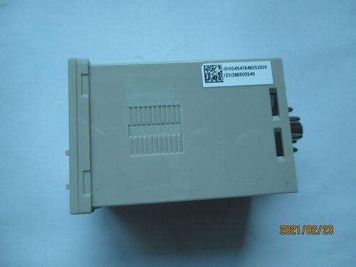全新欧姆龙时间继电器H3CA-8 220V H5CX-L8 E3C-JC4P E3C-S10