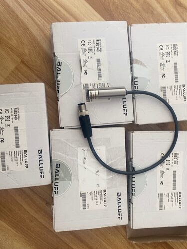 全新原装拆封BIS0140巴鲁夫Balluff高频读/写头全新原装拍前请询